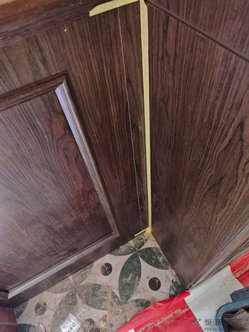 实木门框开裂修复案例(图1)