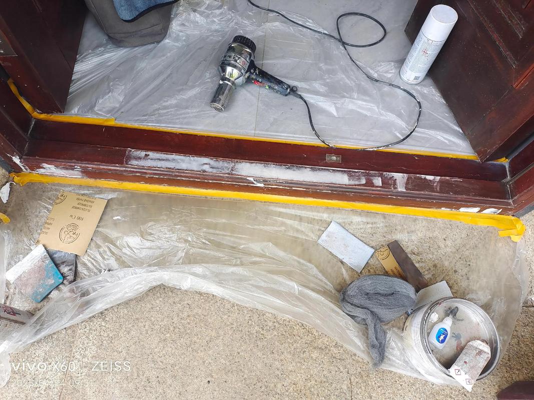 实木家具维修保养全指南:开裂修复+日常防潮,延长寿命5年(图1)