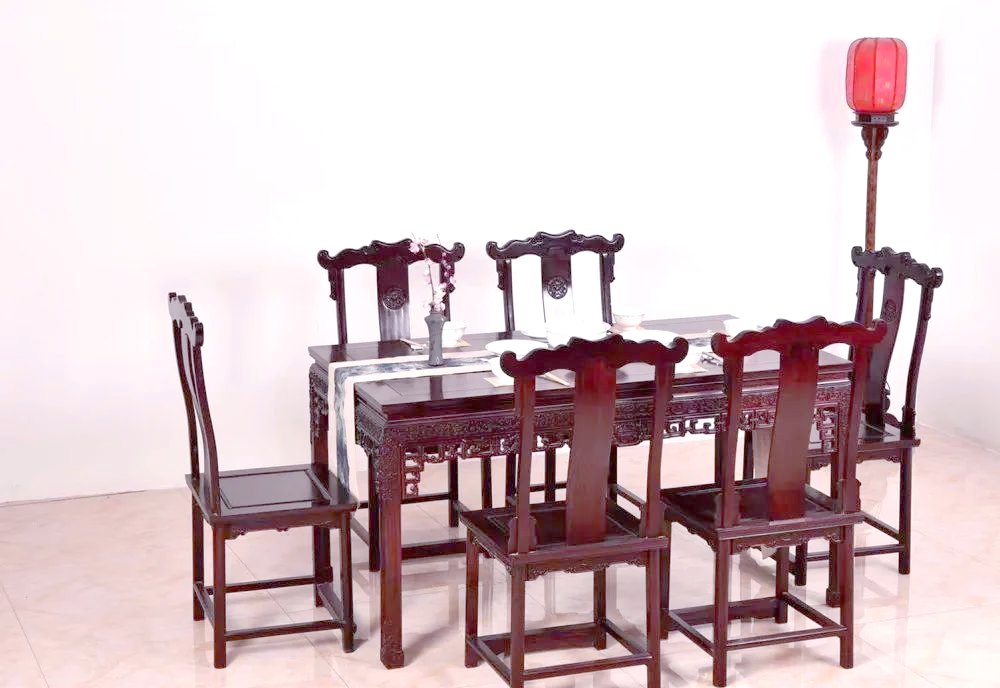 户外家具褪色开裂？金属 / 木质专用修复剂 + 防护漆，应对风吹日晒(图1)