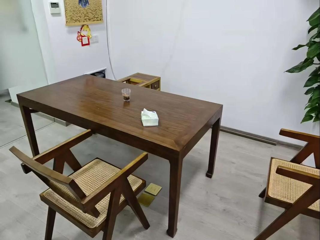 户外家具褪色开裂？金属 / 木质专用修复剂 + 防护漆，应对风吹日晒(图3)