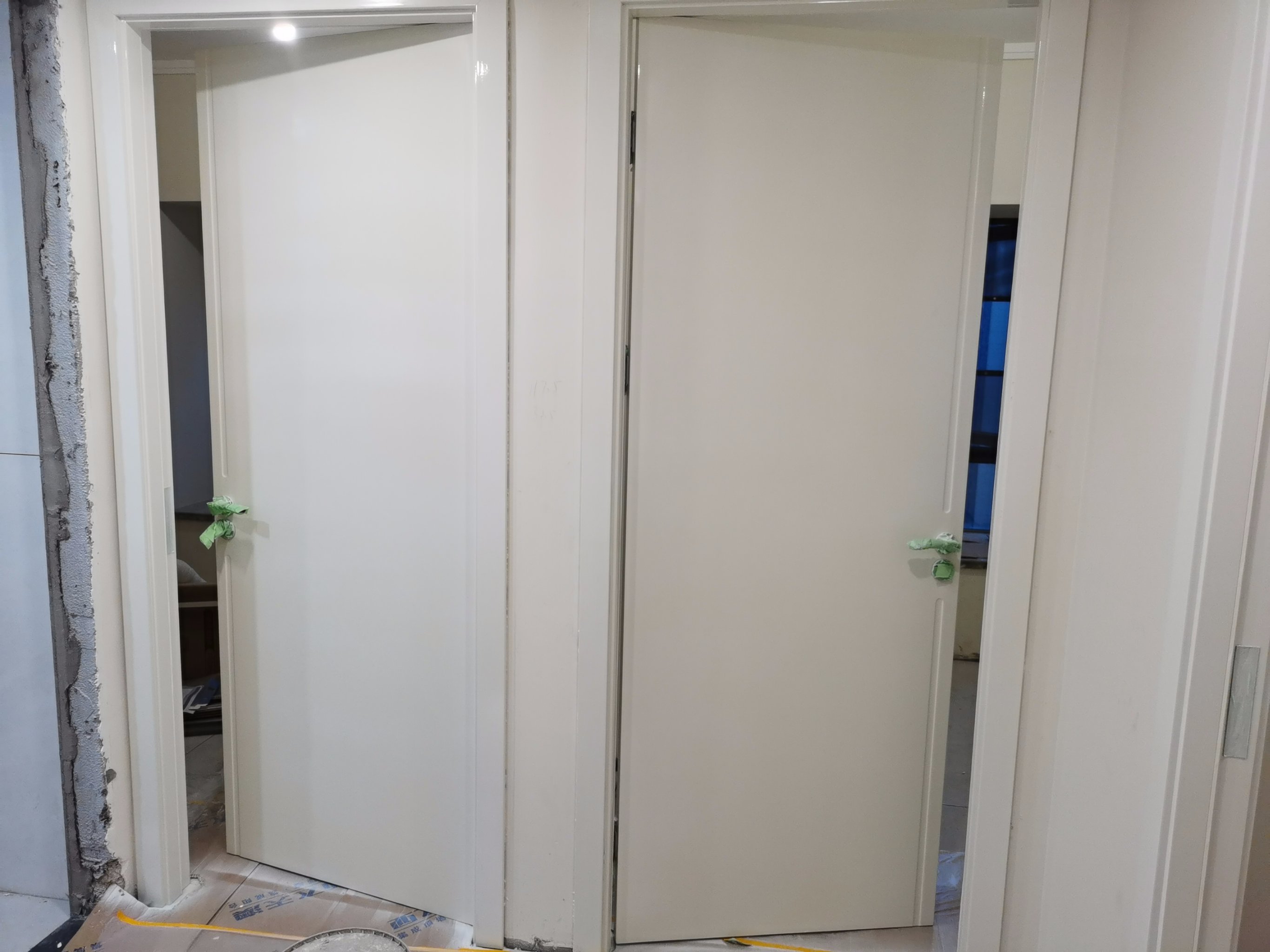 木门翻新改色:让旧门变身新复古风 "叙事藏品"(图3)