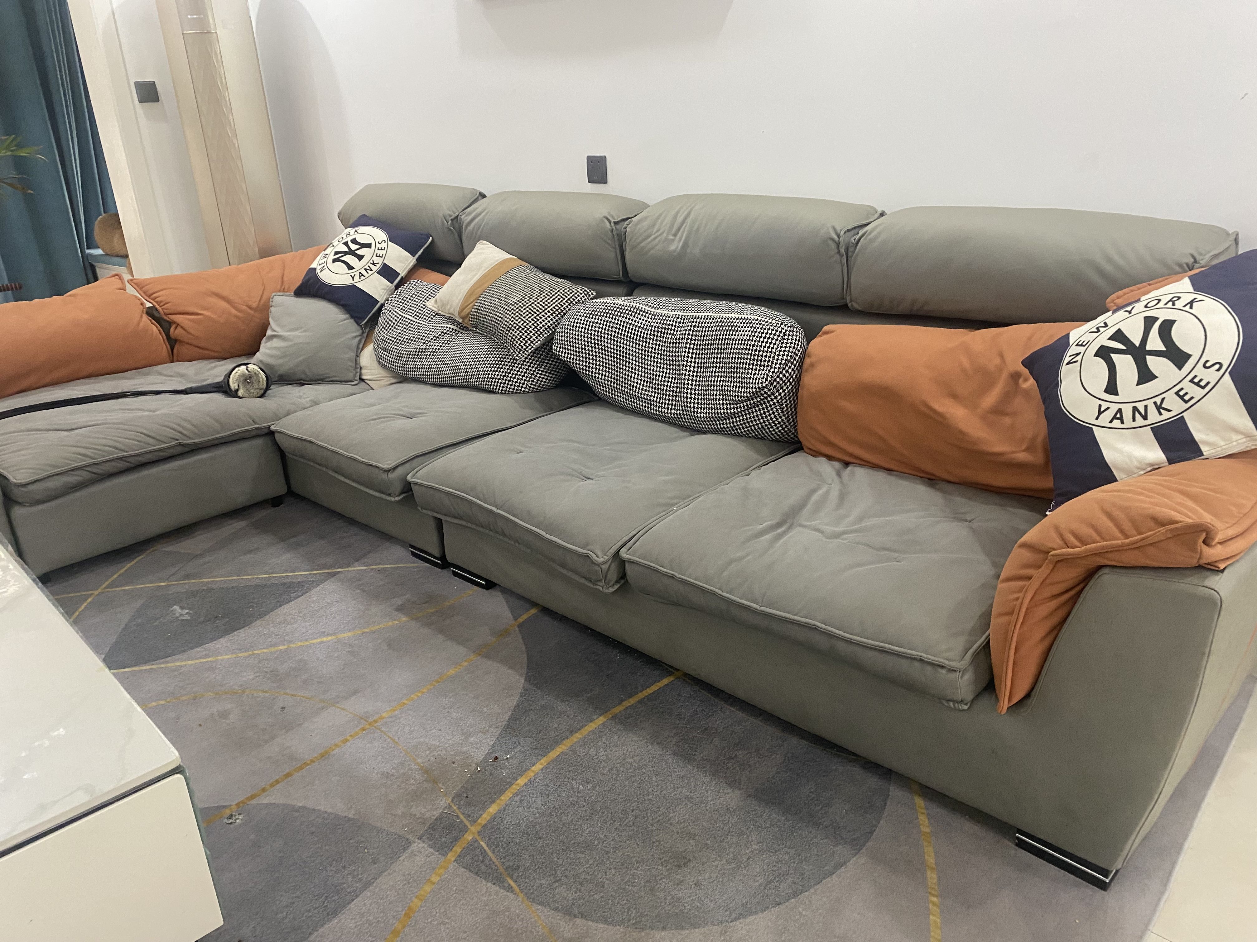 宠物家庭科技布沙发易脏?跟着爆款清洁好物清单 轻松去污除味(图1)